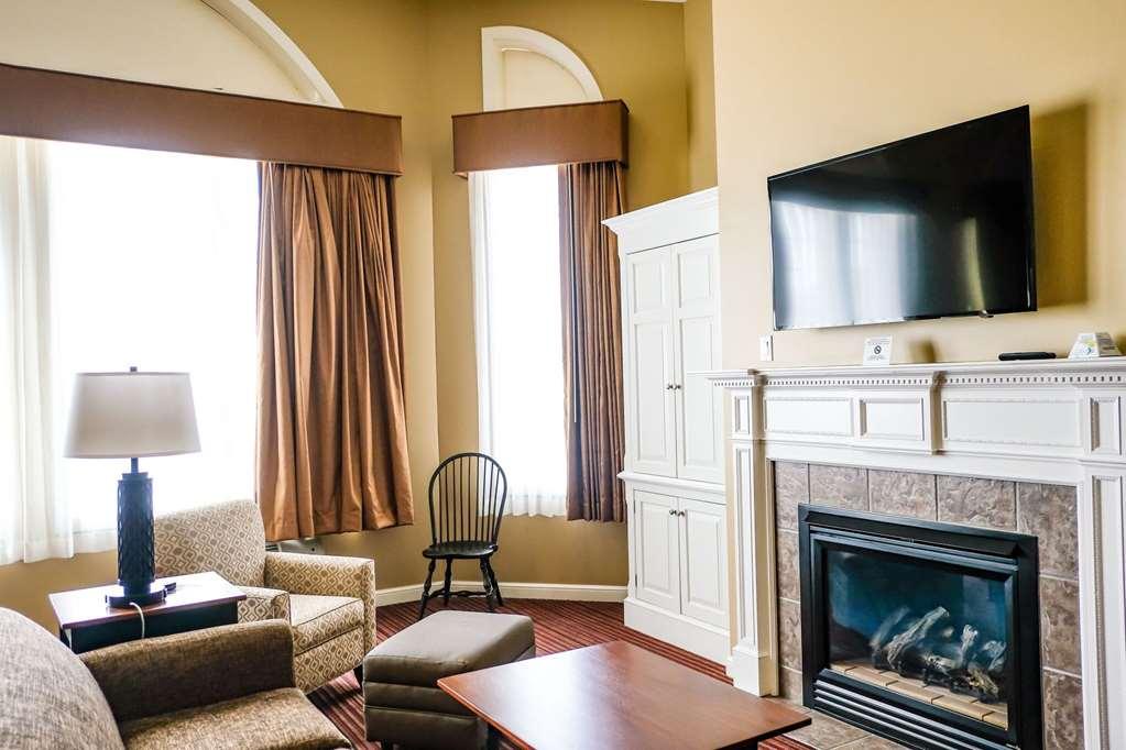 Best Western Plus Dutch Haus Inn And Suites Columbiana Номер фото
